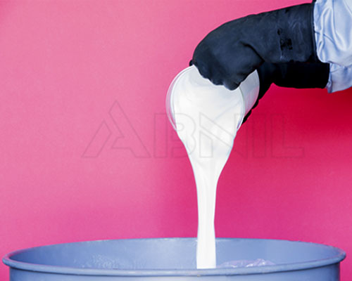 Vinyl acetate homopolymers